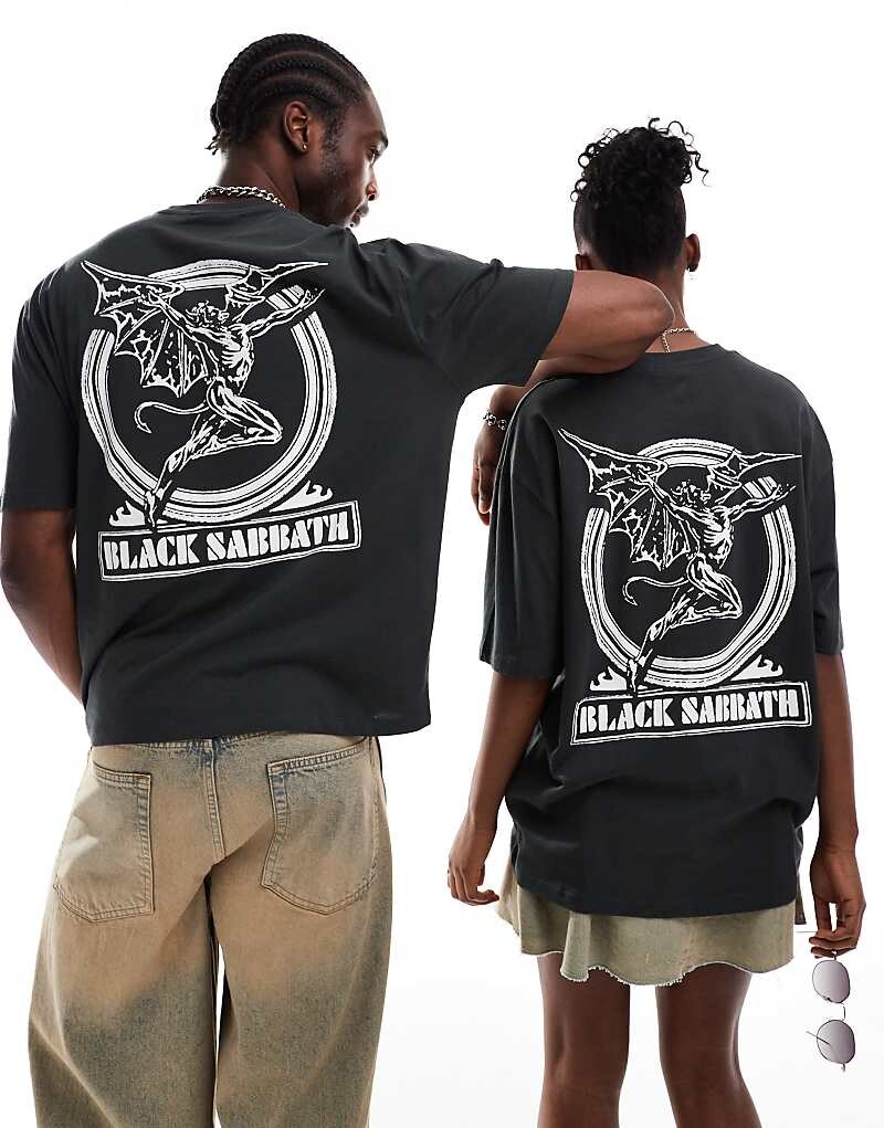 

Темно-серая оверсайз-футболка унисекс с лицензионной графикой Black Sabbath ASOS DESIGN