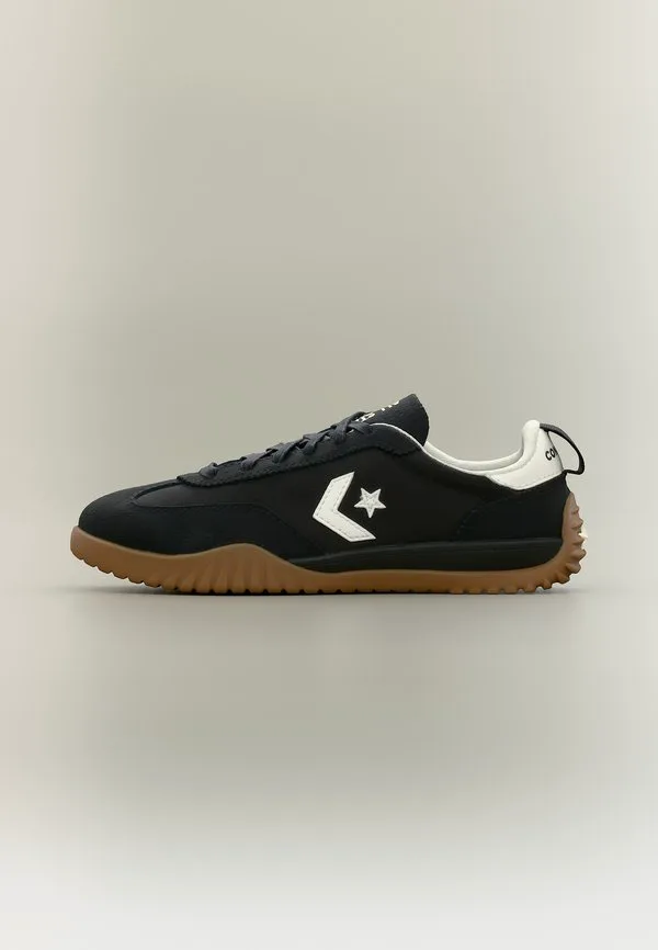 Кроссовки run star trainer унисекс Converse, Black/Egret/Honey