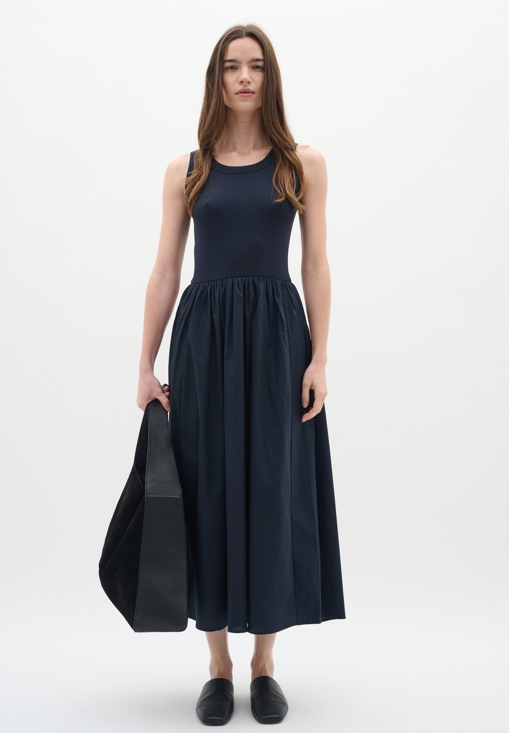 

Вязаное платье DAGNAMA InWear, цвет Marine Blue