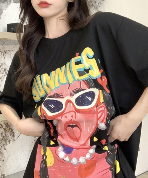 

Футболка оверсайз с принтом, короткий рукав REMUR, черный