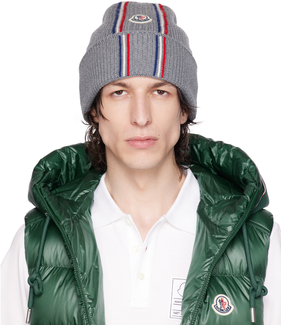 

Серая шапка с закругленными полями Moncler