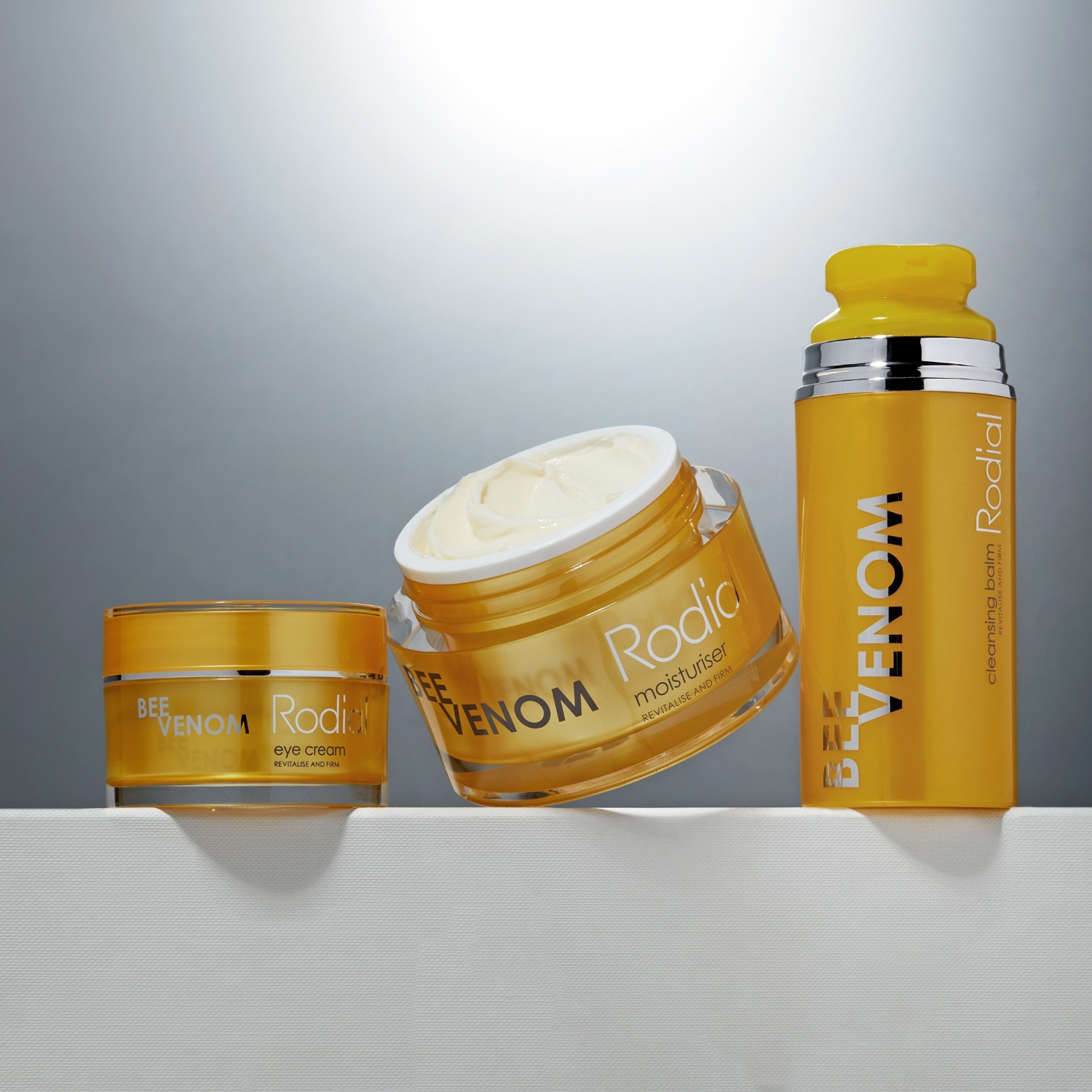 Сыворотка Rodial — Bee venom - moisturiser , объем, 50 мл — фото 3
