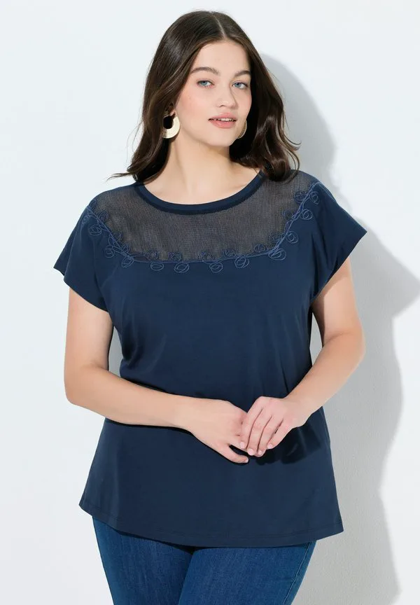 

Футболка с принтом в виде панелей Ulla Popken, Marine, Синий, Футболка с принтом в виде панелей Ulla Popken, Marine