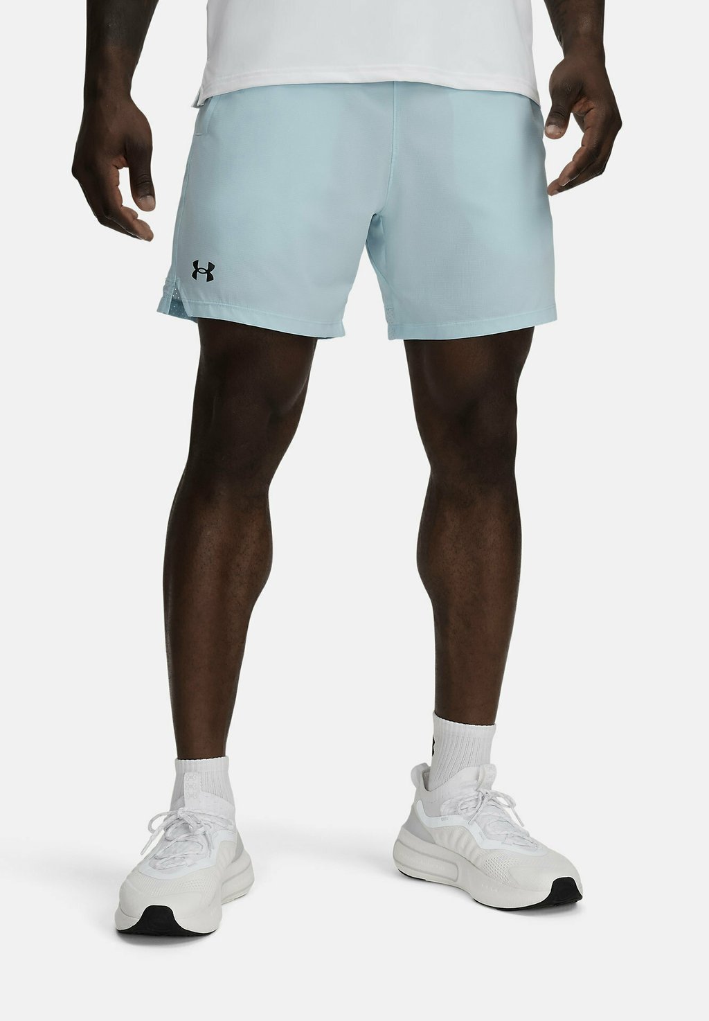 

Спортивные шорты VANISH Under Armour, светло-голубой