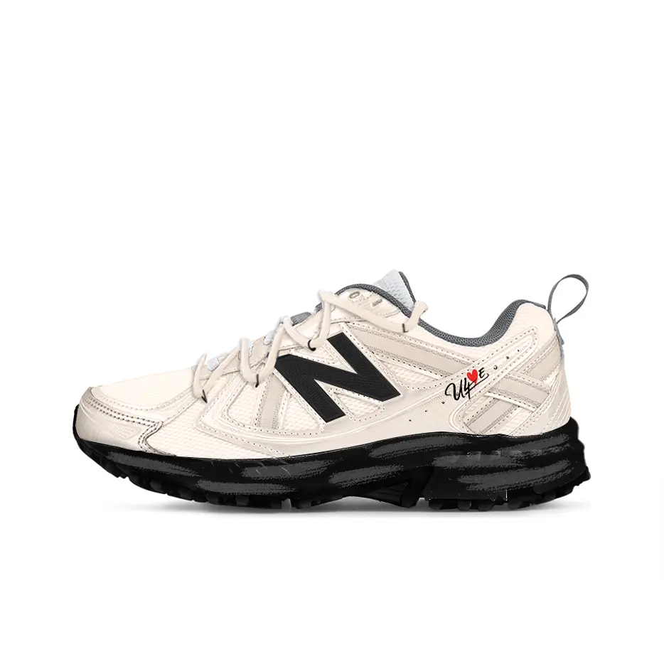 

New Balance Кроссовки для бега NB 410 V5 Mid top Unisex бежевый Black