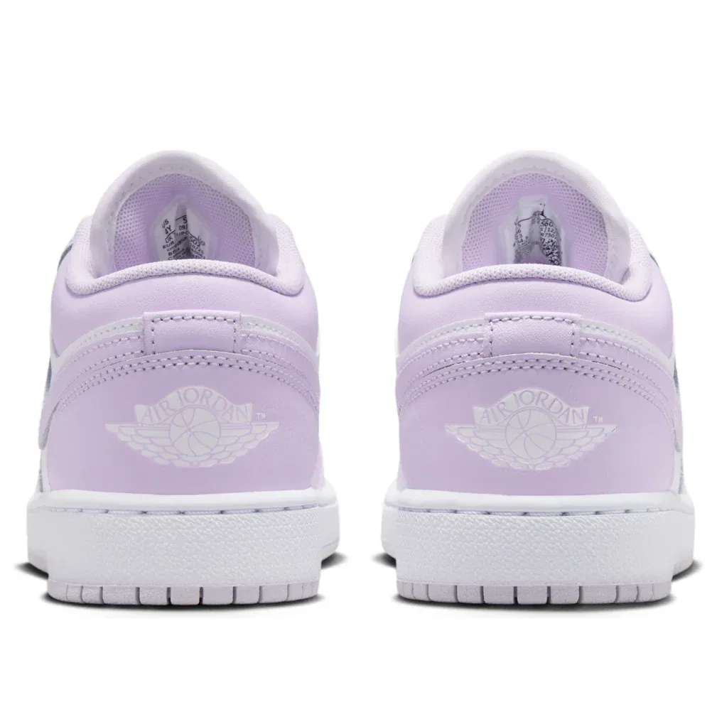 Кроссовки Air Jordan 1 Low 'Barely Grape Violet Mist' 553560-502, фиолетовый — фото 4