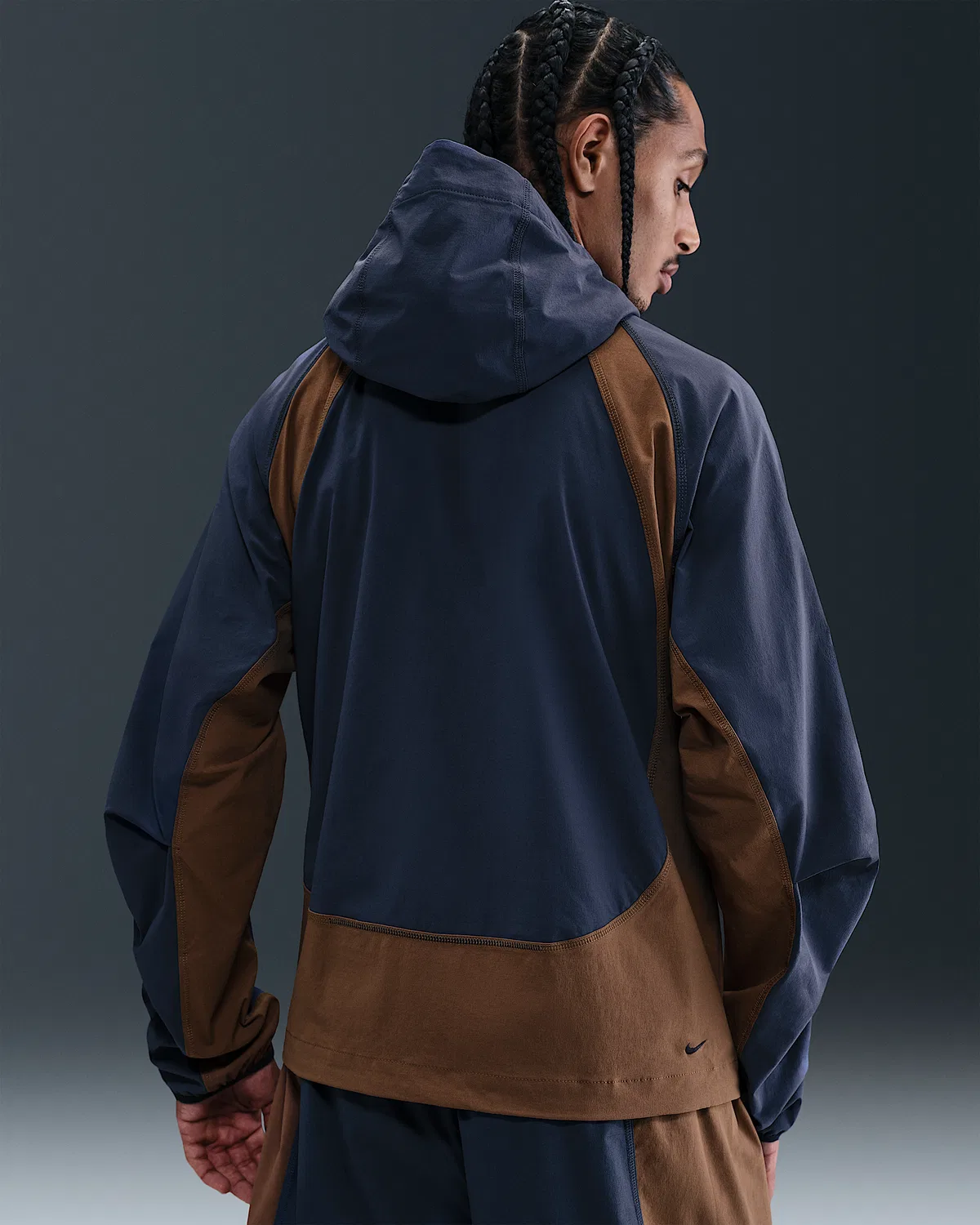 Мужская ветровка Nike Tech Dri-FIT Woven Color-Block Windrunner Loose Jacket, Thunder Blue/Mosswood Brown/Black — фото 2