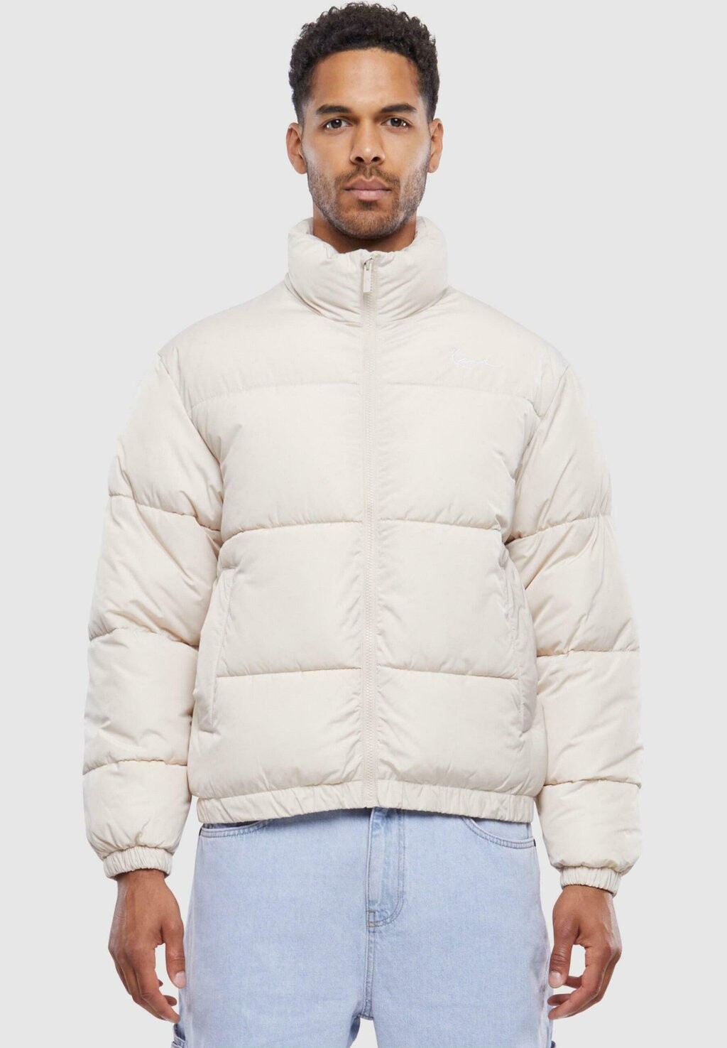 

Зимняя куртка CHEST SIGNATURE PUFFER Karl Kani, цвет off white