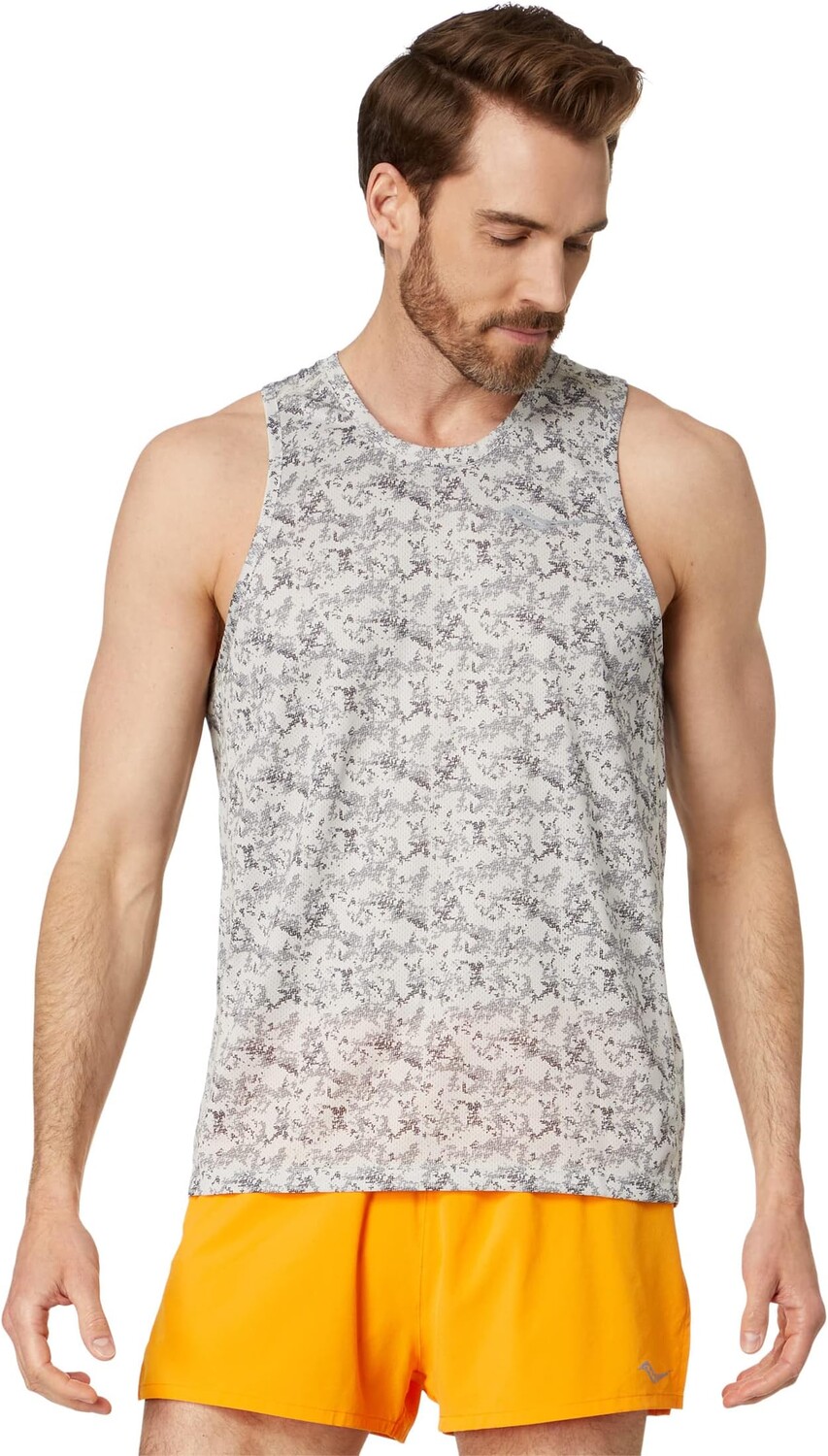 

Футболка Saucony Stopwatch Graphic Singlet, цвет Lunar Rock Camo Print