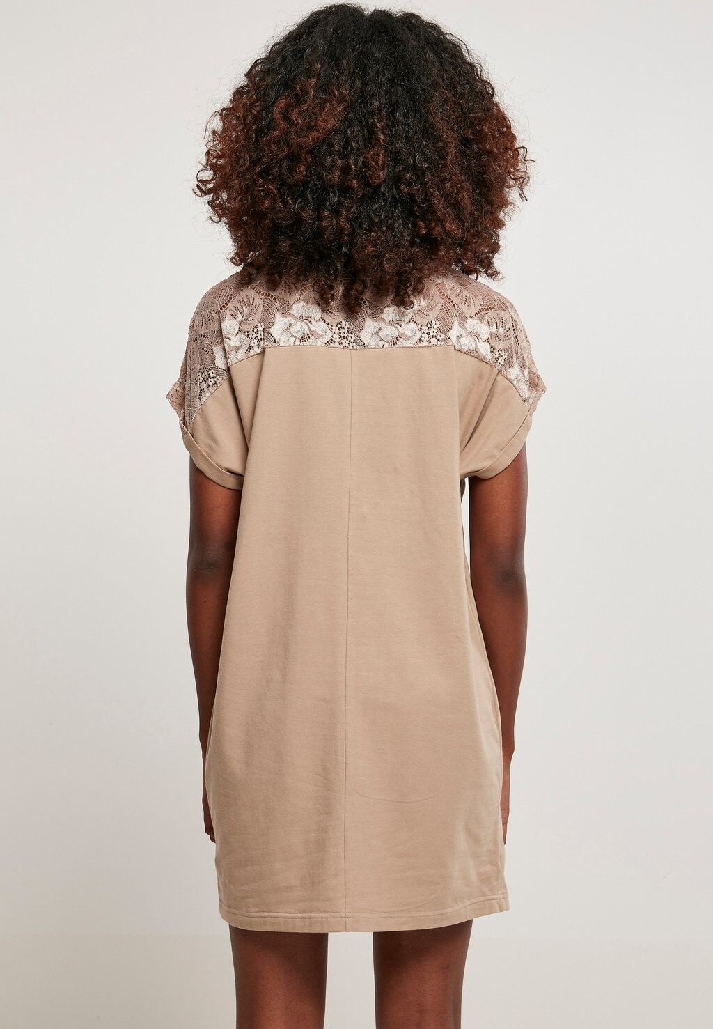 

Дневное платье Ladies Lace Tee Dress Urban Classics, коричнево-серый