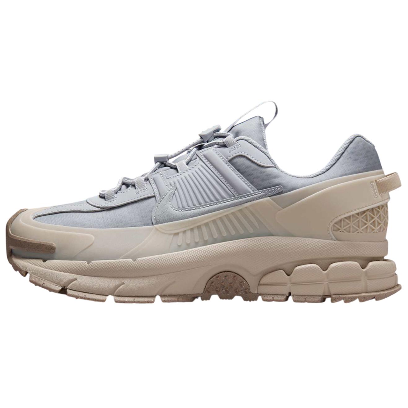 

Nike Кроссовки для бега ZOOM VOMERO ROAM с низким верхом, противоскользящие, износостойкие, мужские, серо-бежевые