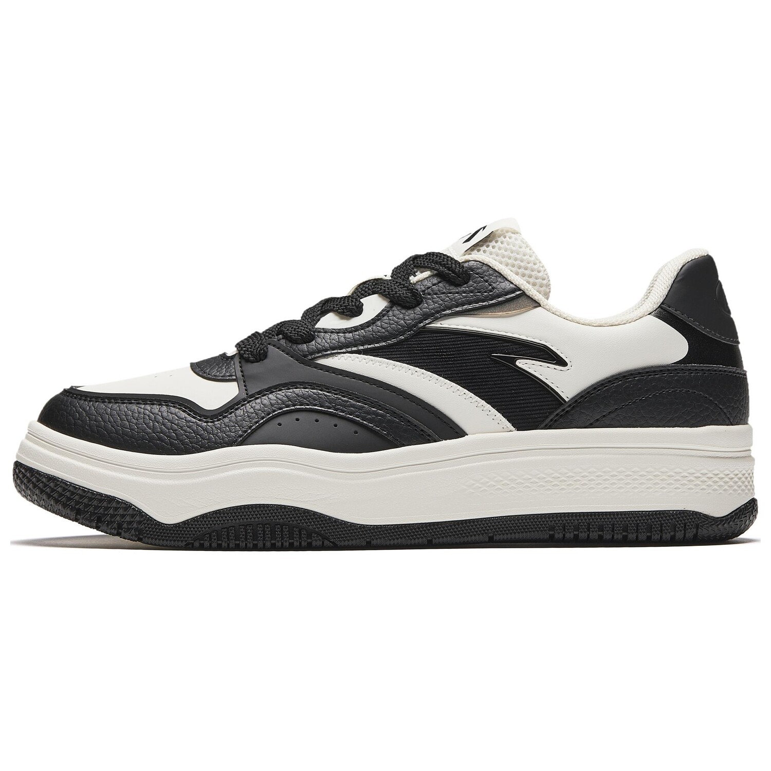 

Кроссовки ANTA Skateboarding Shoes Women's Low-top Black/White, черный/белый