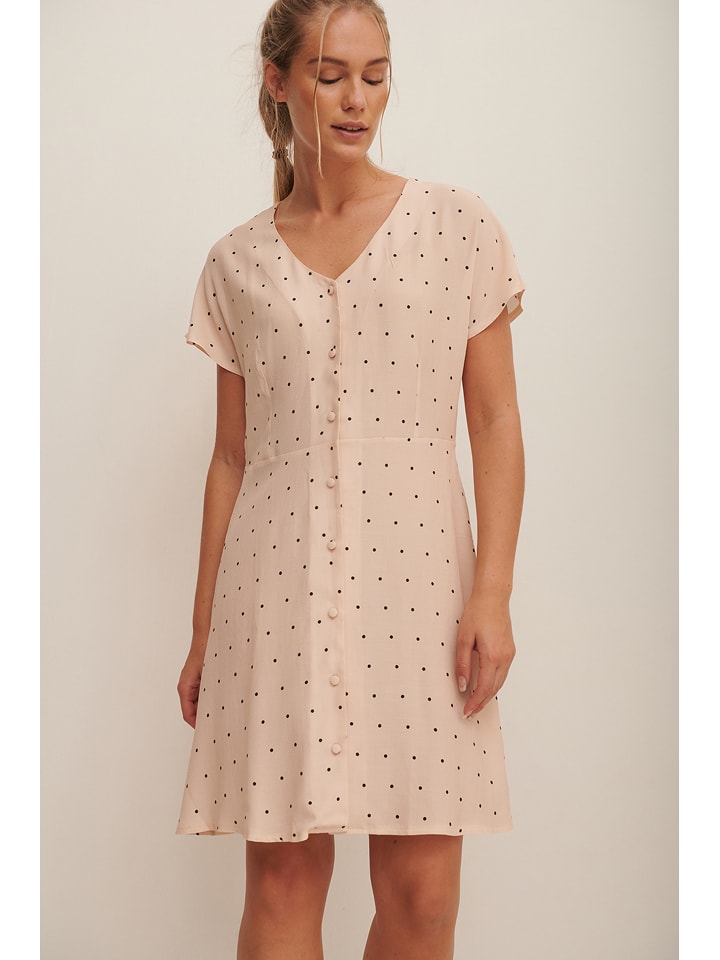 

Короткое платье NA-KD Kleid, розовый