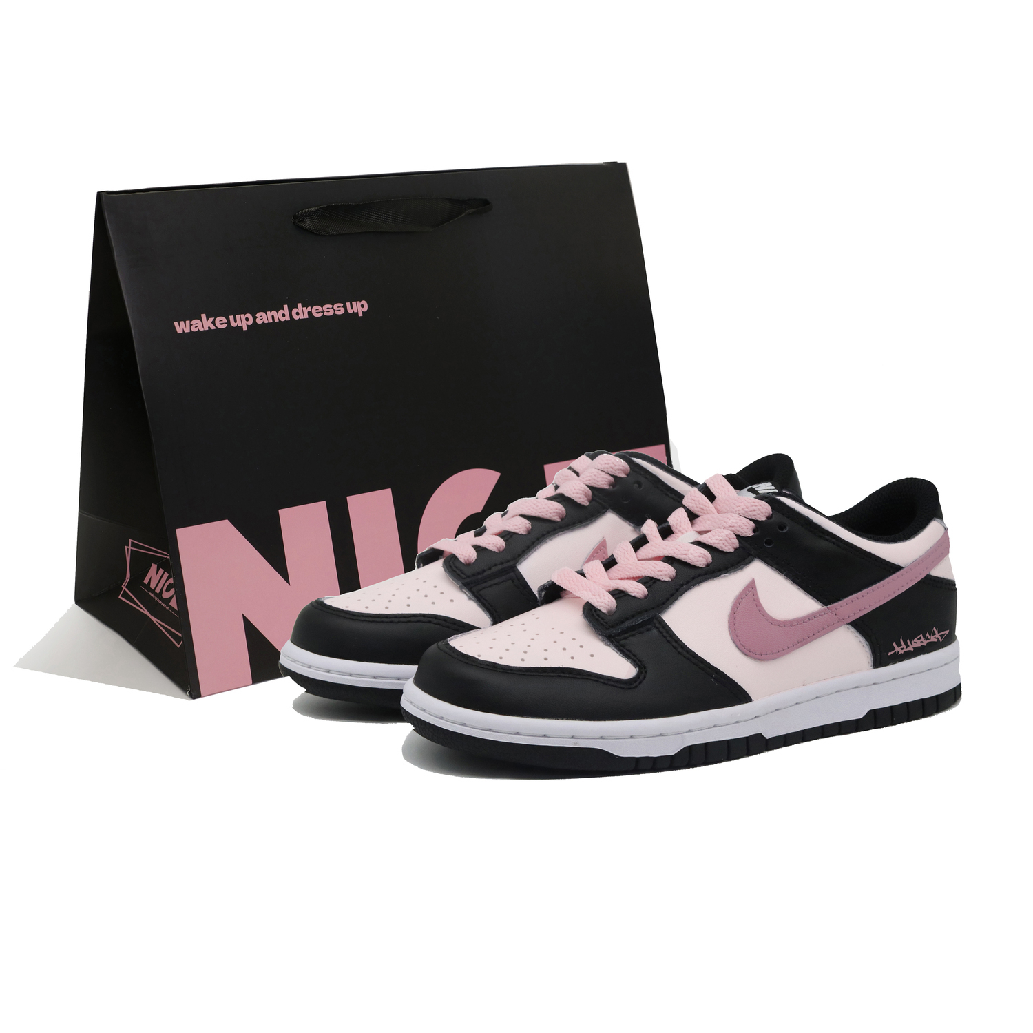 

Nike Dunk Cheese Berry Leather Slip Resistant Abrasion Resistant Low top Kids' Skateboarding Shoes Black Pink Unisex