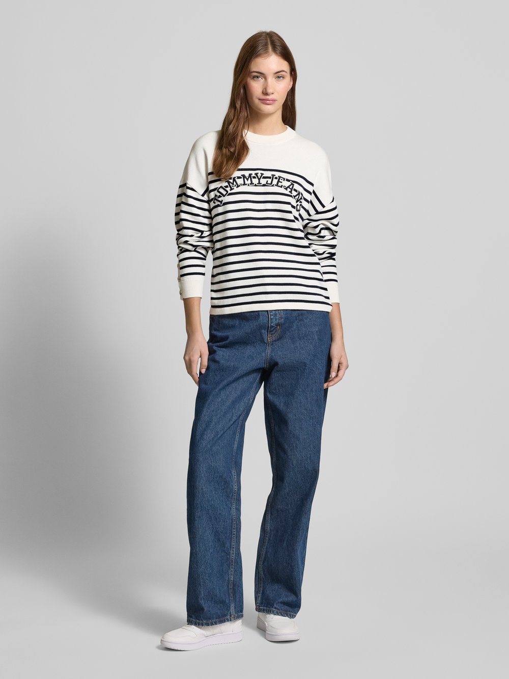 

Вязаный свитер из чистого хлопка Tommy Jeans, кремовый