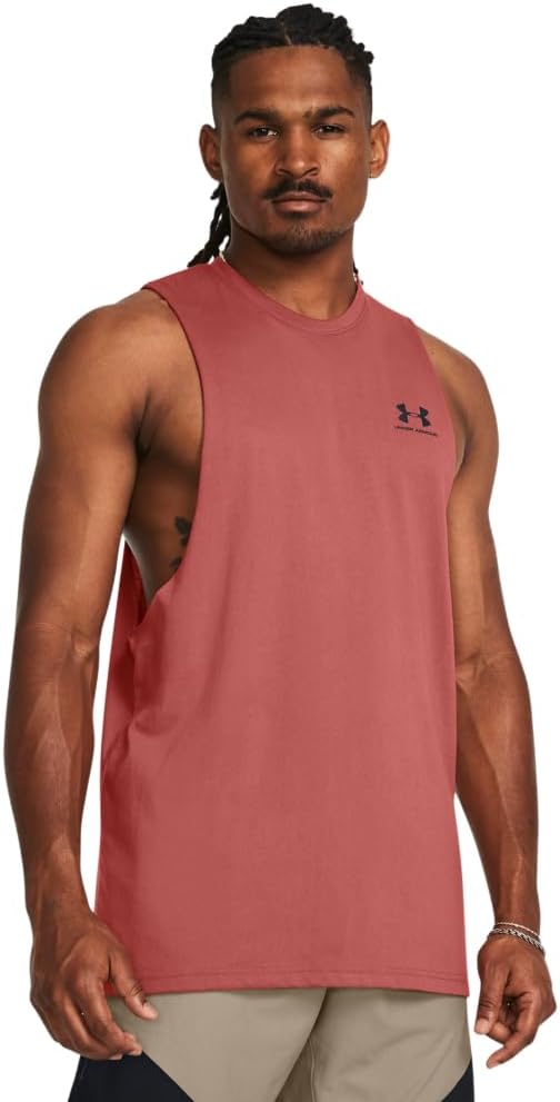 

Мужская спортивная футболка Under Armour с обрезанной левой частью груди, (611) Sedona Red/Black, Черный, Мужская спортивная футболка Under Armour с обрезанной левой частью груди, (611) Sedona Red/Black