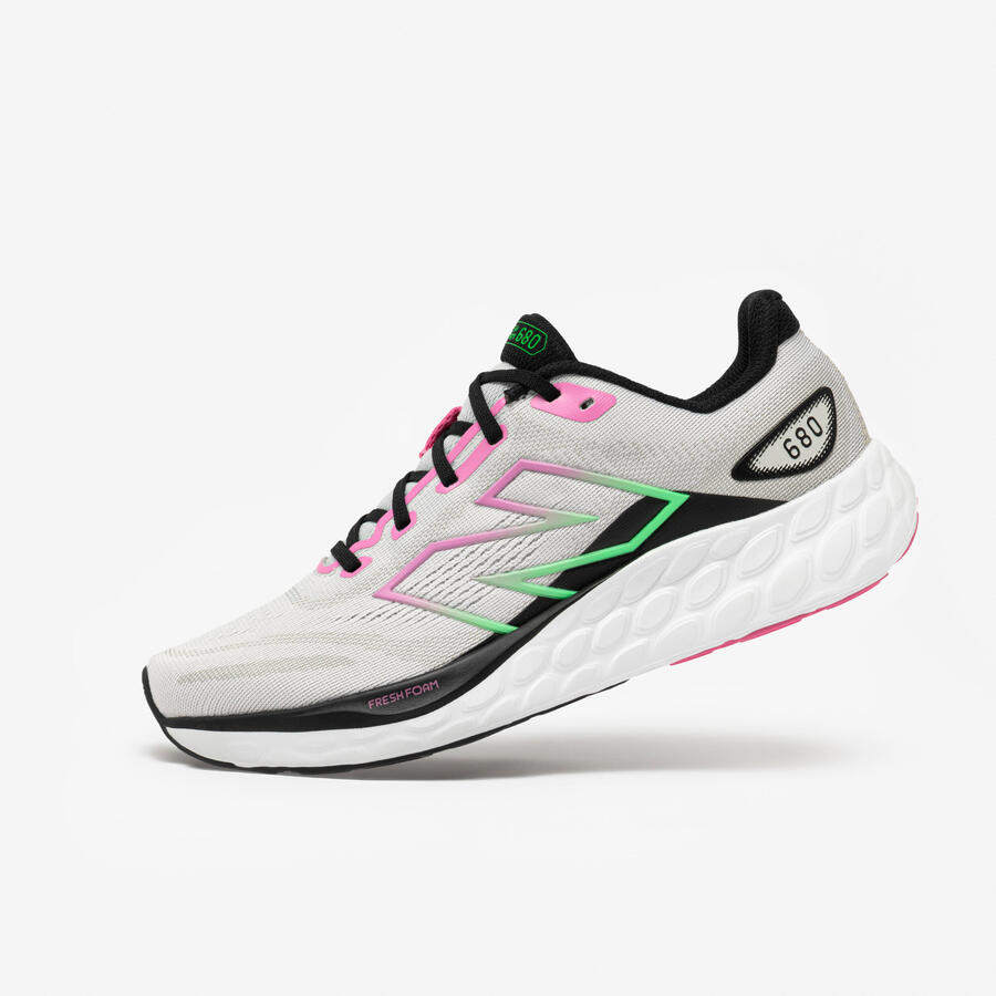 Женские кроссовки New Balance Fresh Foam X 680 V8 серые