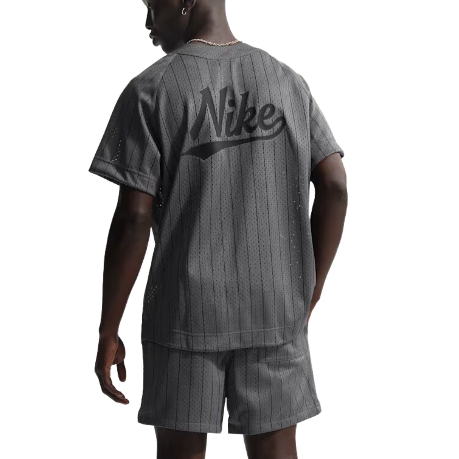 Футболка Nike Sportswear Club 'Iron Grey Black' — фото 2