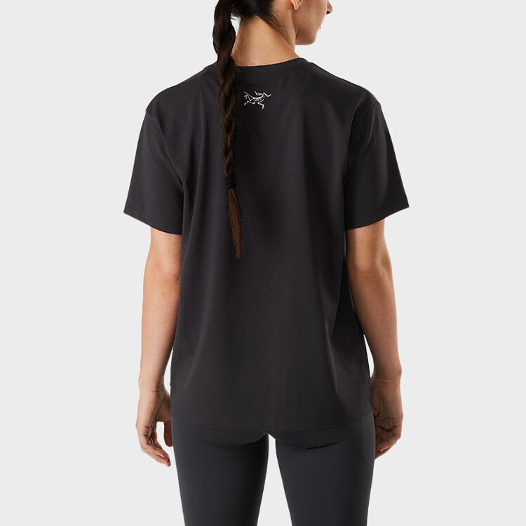 Футболка женская Arcteryx с двухцветным логотипом, черный — фото 3