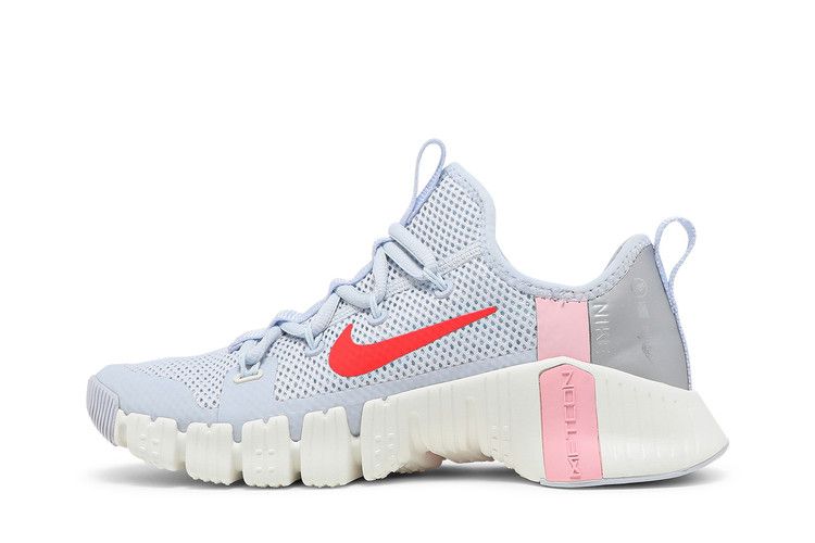 Кроссовки Nike Wmns Free Metcon 3, Football Grey Bright Crimson — фото 3