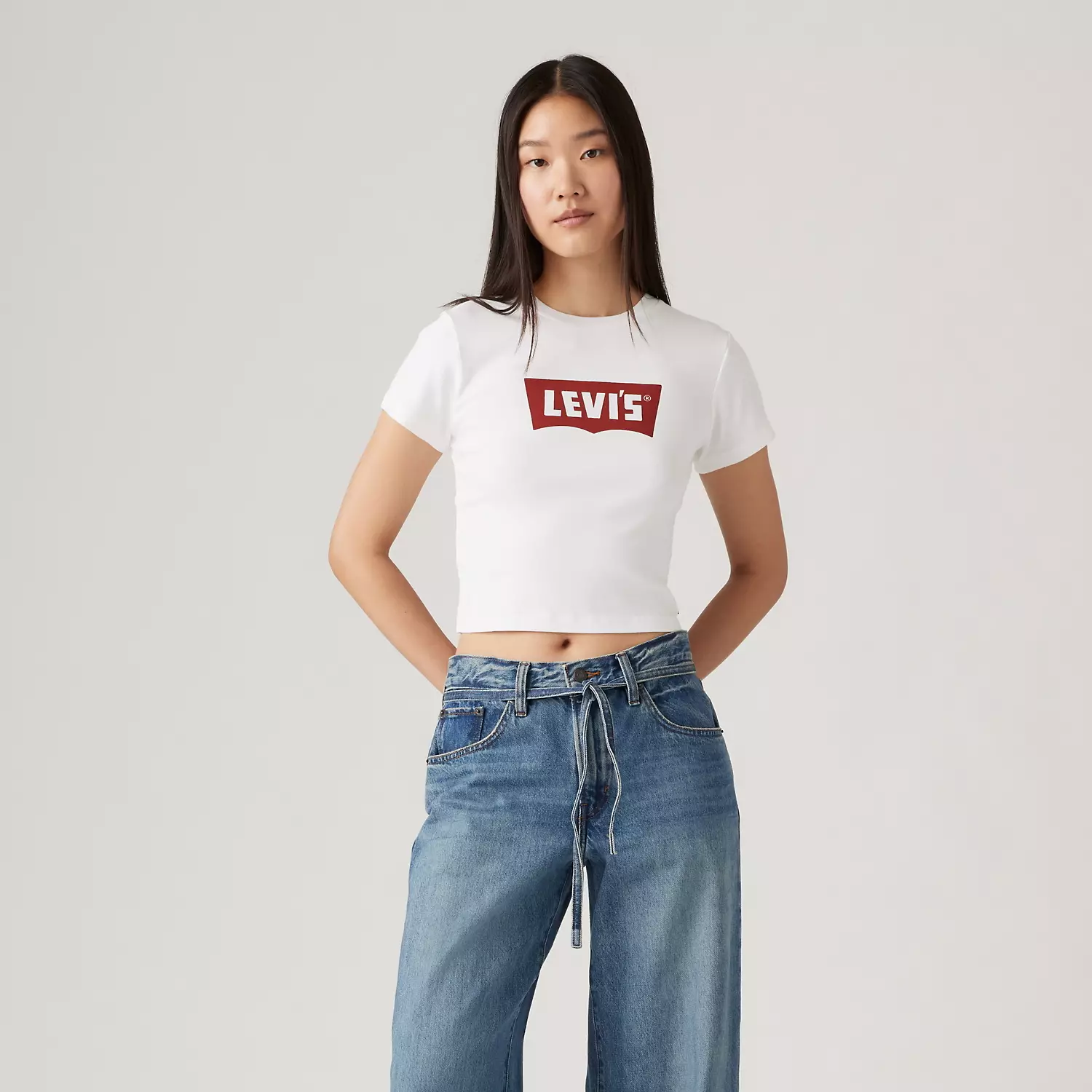 Спортивная футболка с графическим принтом Levi's, белый — фото 2