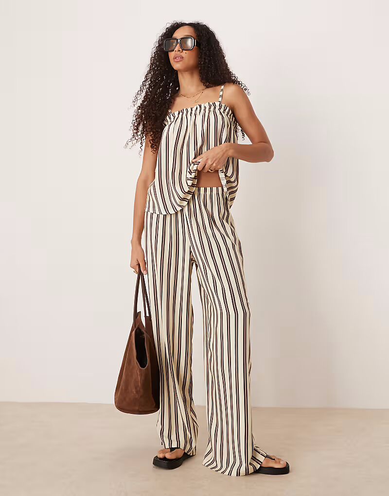 

Брюки ASOS DESIGN из льняной смеси в полоску цвета пахты