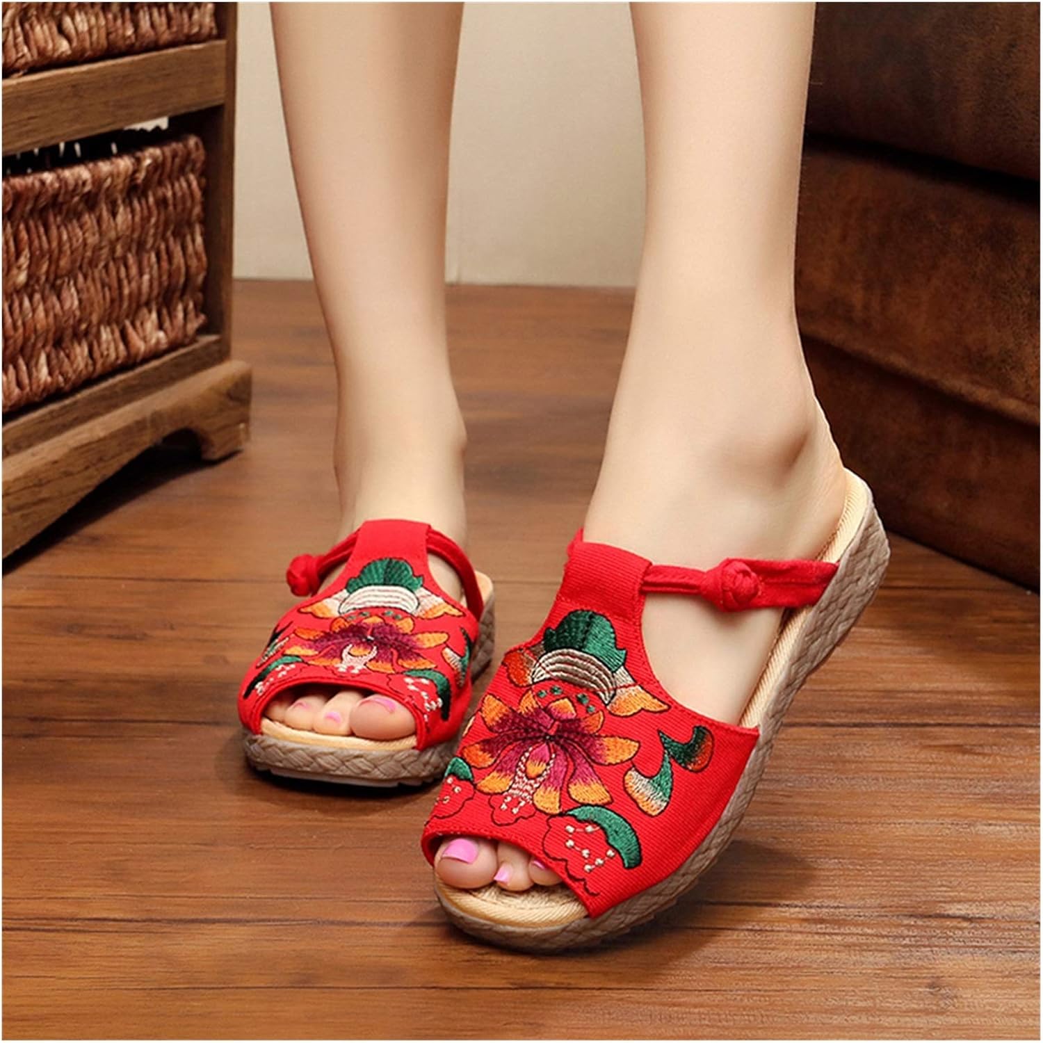 

Женские китайские вышитые туфли YXCKG, домашние обувь для улицы и дома в китайском стиле с вышивкой, льняные сандалии-тапочки с открытым носком, подарок для женщин (Цвет: синий, Размер: EUR40)