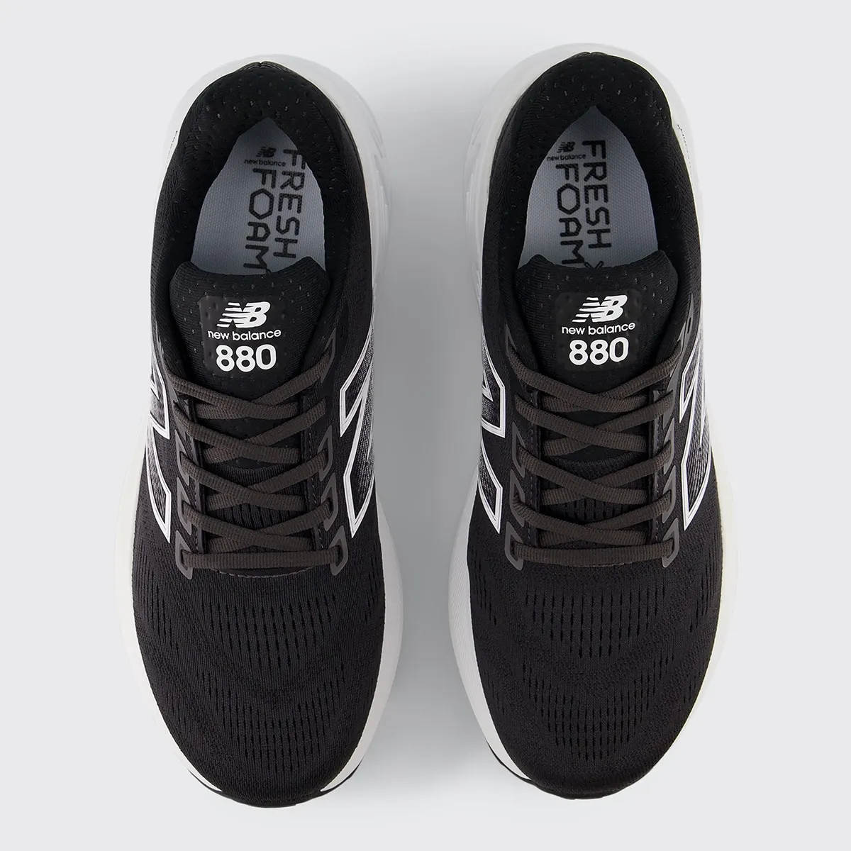 Мужские кроссовки для бега Fresh Foam X 880v15 New Balance, черный — фото 3
