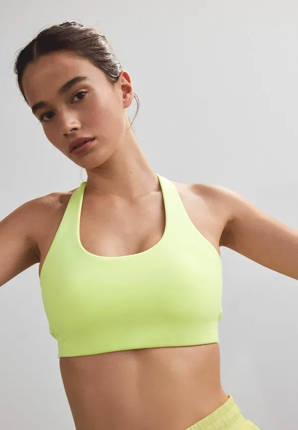 Топ спортивный Next, Regular fit t back medium impact sports bra, желтый