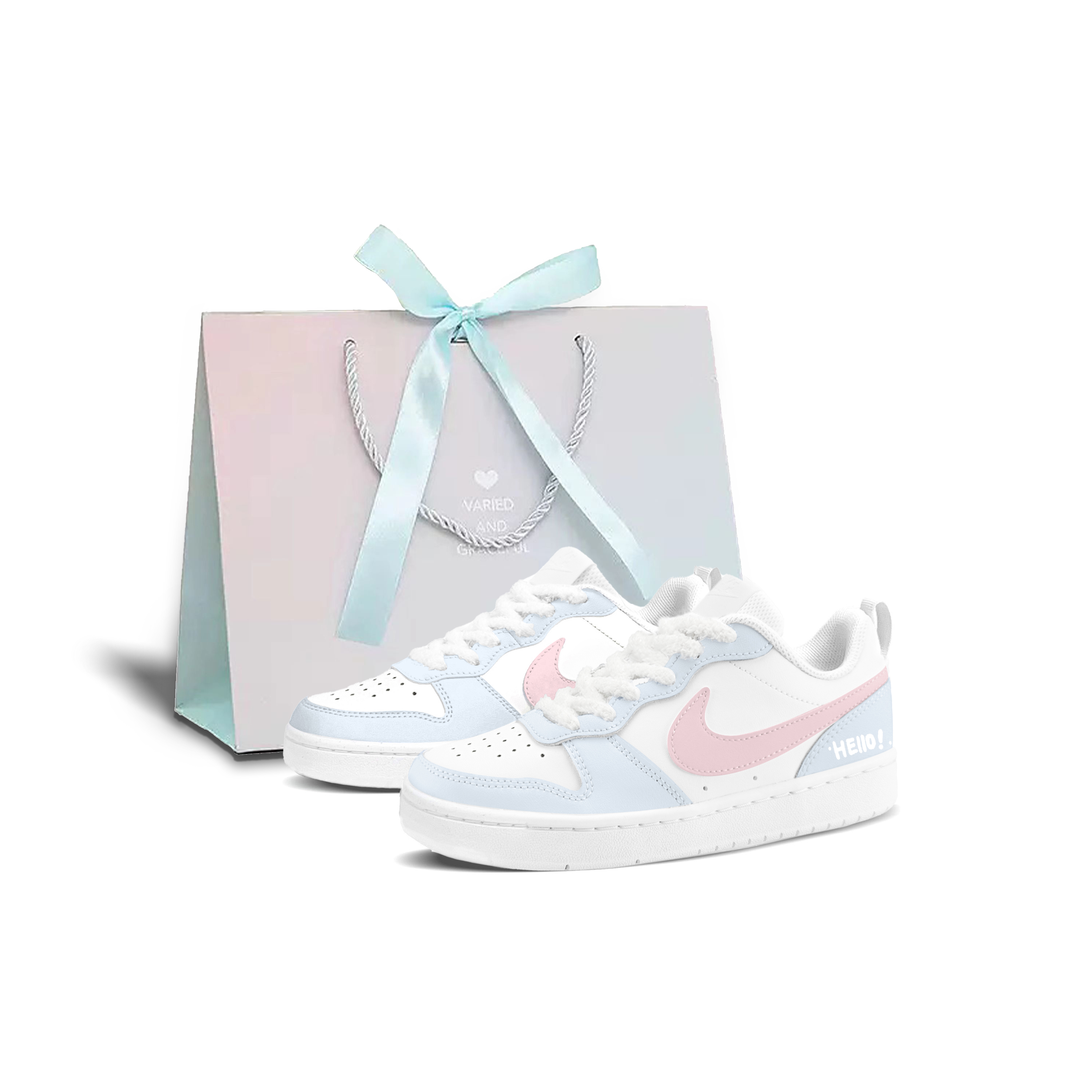 

Nike Кроссовки скейтерские низкие Court Borough Romantic Sweetheart Shopping Bag для подростков бело-голубые