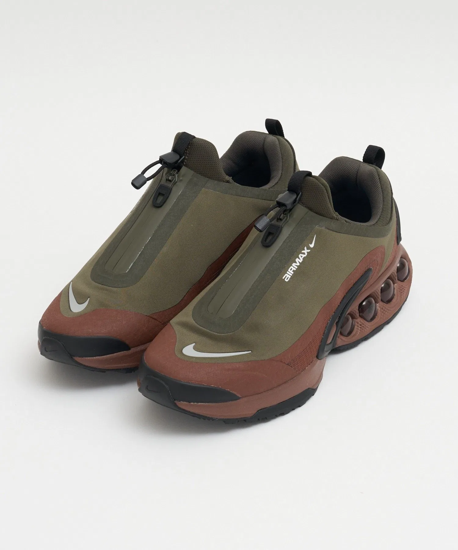Мужские кроссовки NIKE AIR MAX DN ROAM