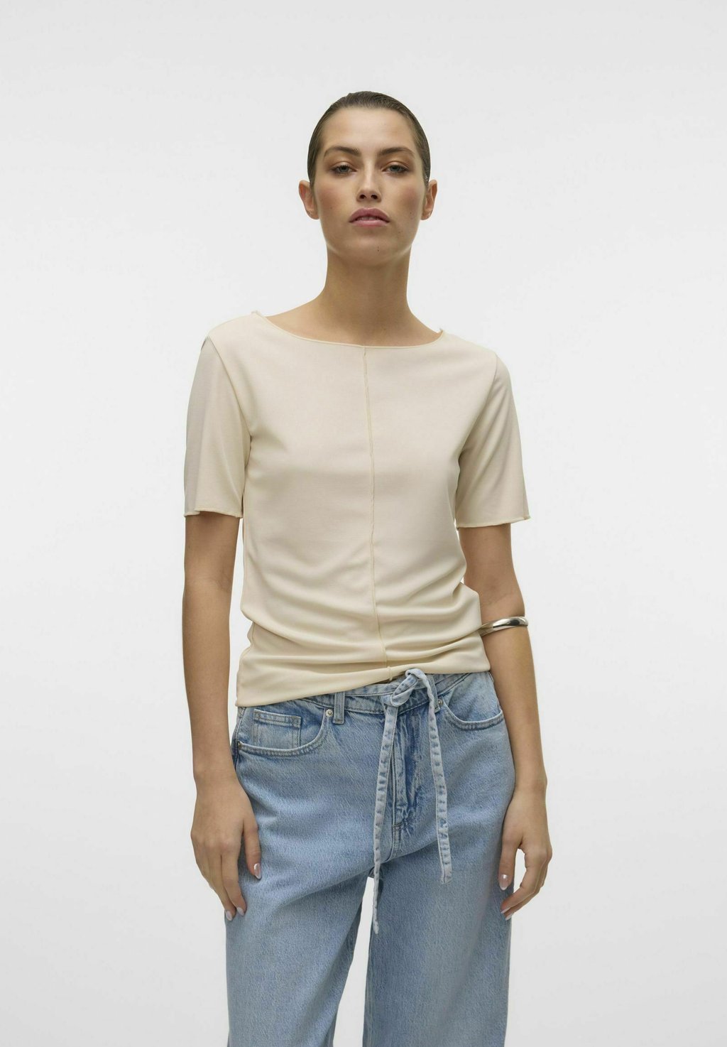 

Базовая футболка VMMAGGIE Vero Moda, слоновая кость