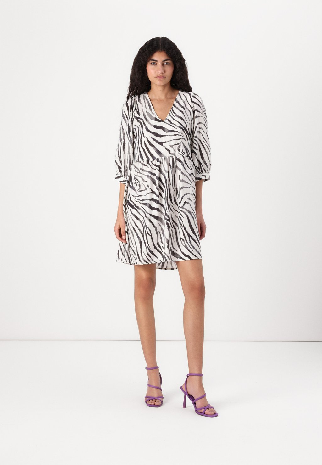 

Повседневное платье VMDORA DESY SHORT DRESS Vero Moda, кремовый