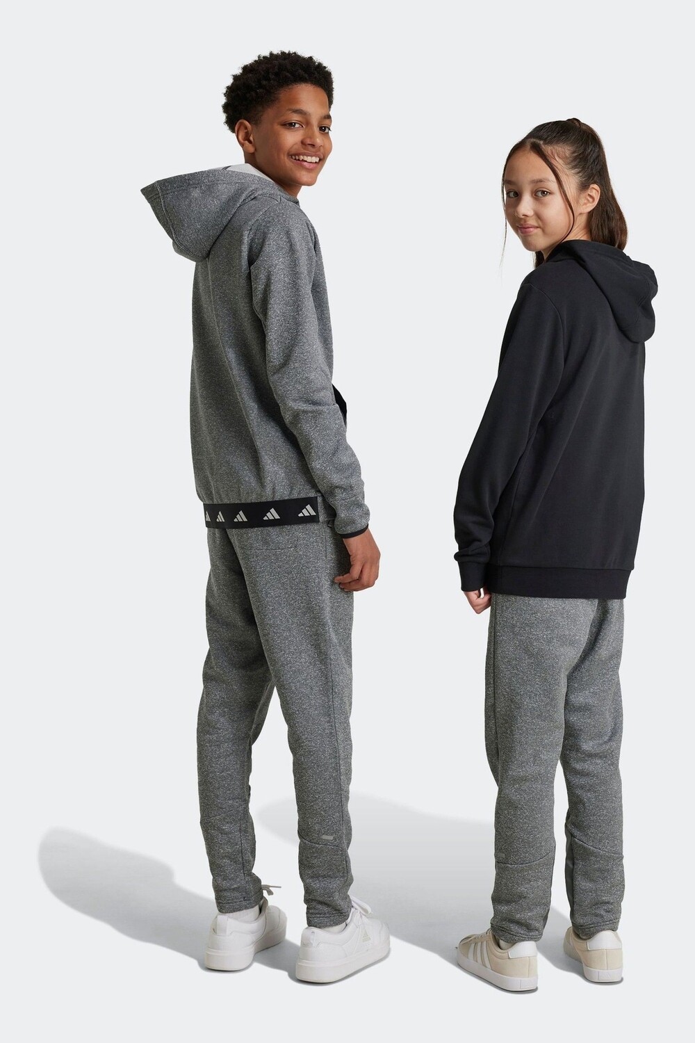 

Детские флисовые джоггеры Adidas, серый