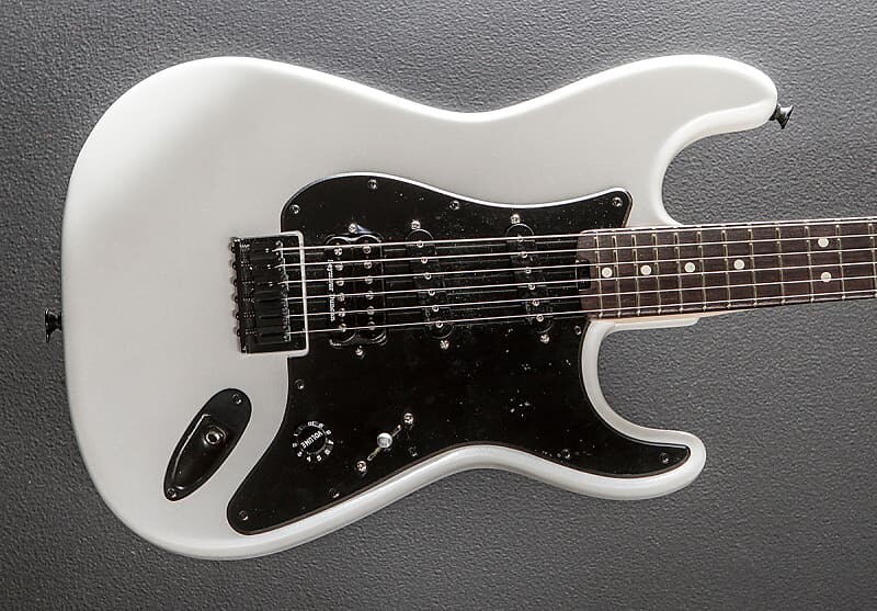 

Электрогитара Jake E Lee Signature Pro-Mod So-Cal Style 1 HSS HT RW - Pearl White