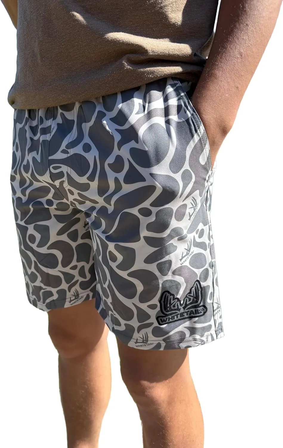 Шорты для охотничьего лагеря Whitetail Co., выцветший старый камуфляж Generic, Whitetail Co. Hunt Camp Shorts Faded Old Camo