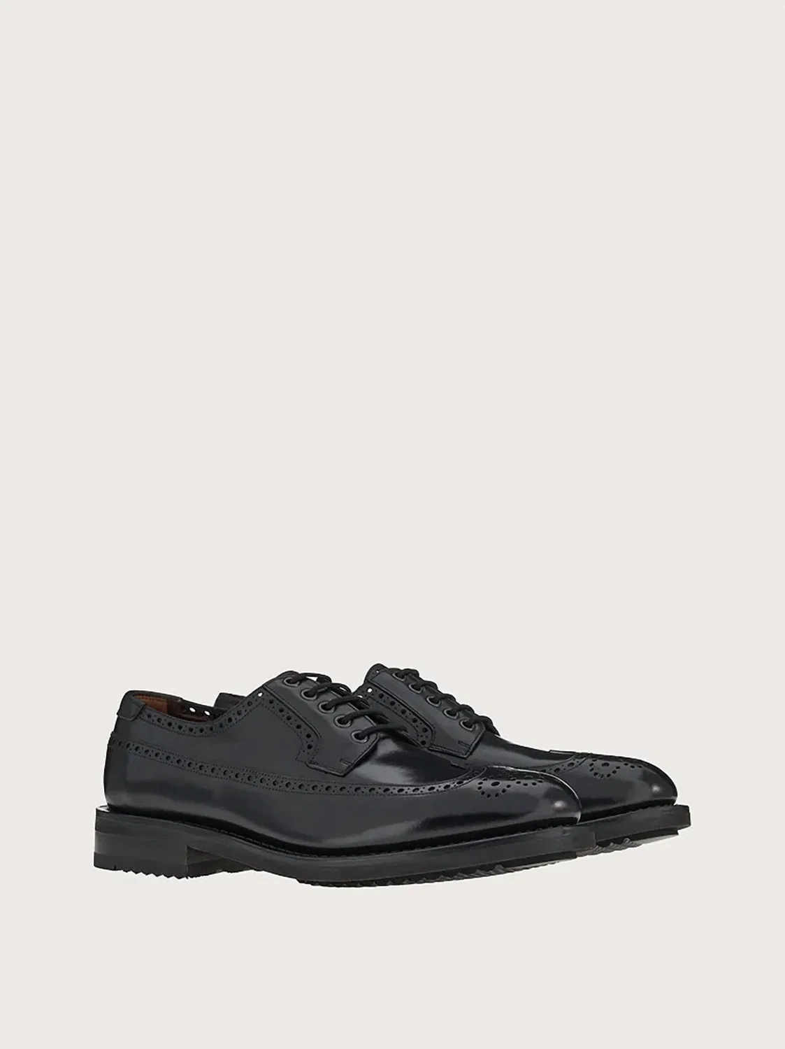 Salvatore Ferragamo Мужские кожаные туфли-дерби черного цвета — фото 2