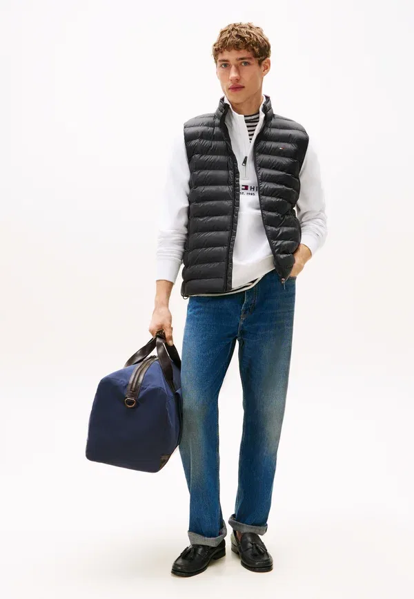 Жилет Tommy Hilfiger Core Packable Vest Waistcoat, черный — фото 2
