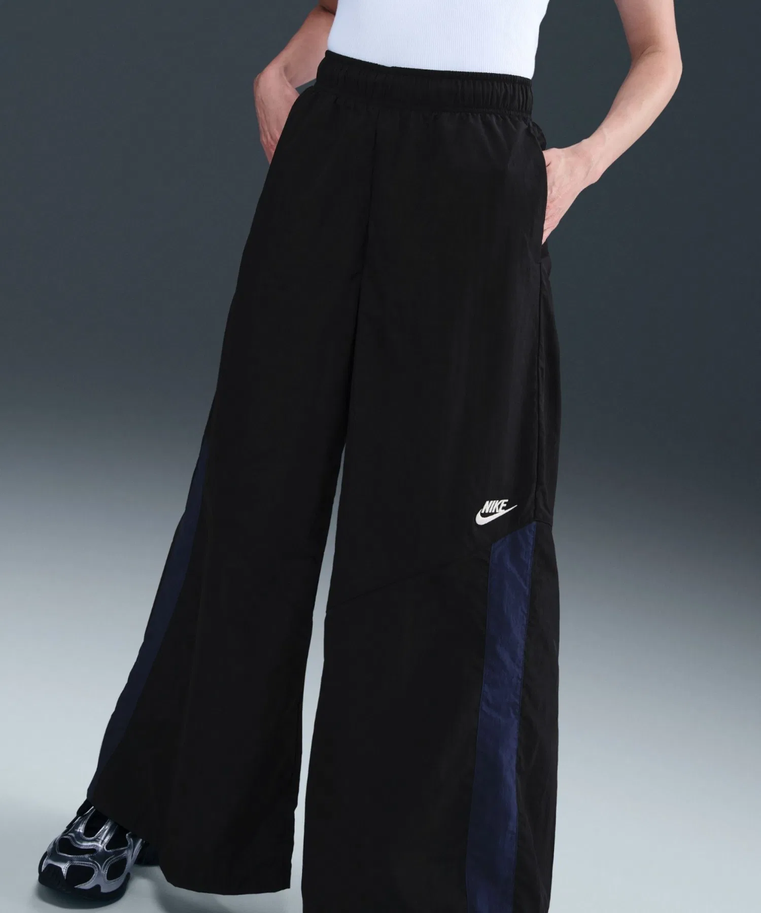 Женские брюки Nike Wide Leg из хлопка чёрные — фото 2