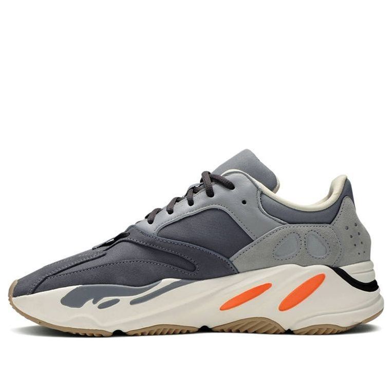 

Кроссовки adidas Yeezy Boost 700 'Magnet', серый