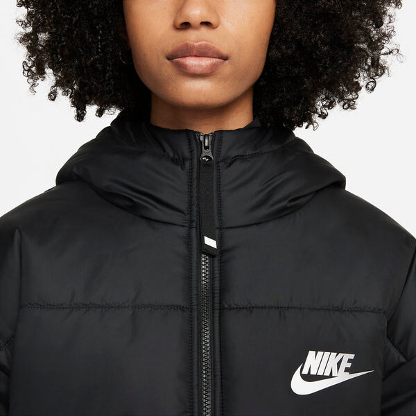 Куртка (WMNS) Nike Sportswear Therma-Fit Repel Hooded Puffer Jacket 'Black', черный — фото 3