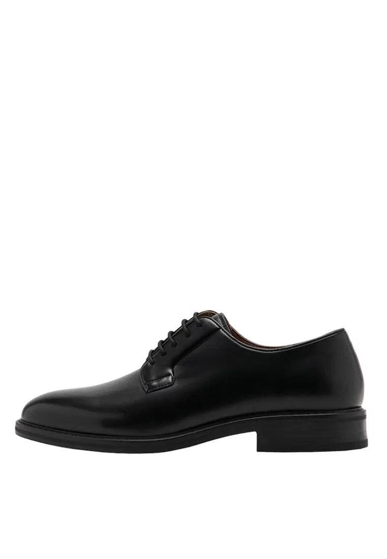 Туфли мужские классические, модель Blucher Suit Shoes Mango Man, черный