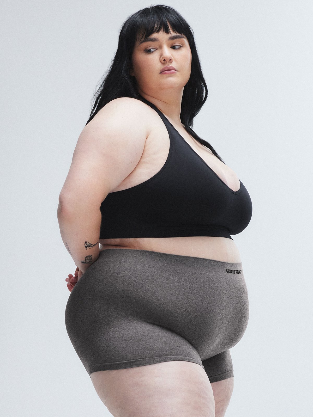 

Трусики Savage X Fenty Seamless Boy Short, цвет Dark Platinum Grey