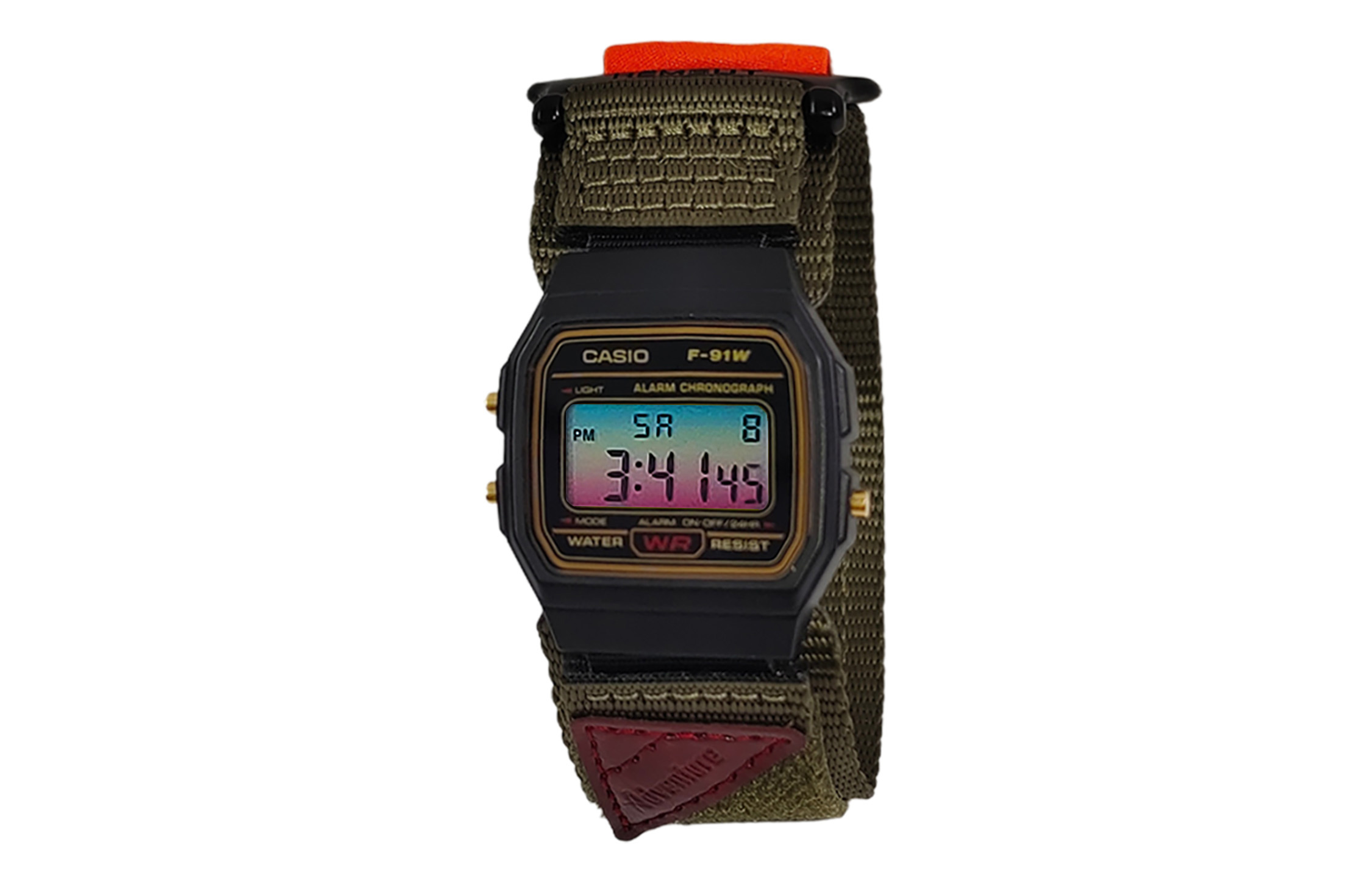 

CASIO Мужские часы Retrofit Series с кварцевым механизмом и нейлоновым ремешком, черный циферблат