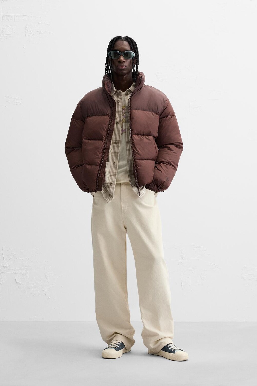

Куртка-пуховик с цветными блоками ZARA, светло-коричневый