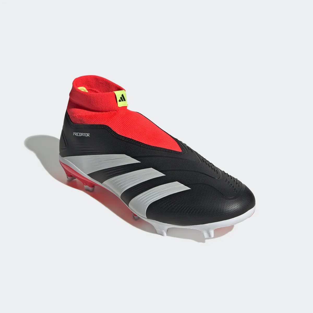 

Adidas Performance футбольные кроссовки "PREDATOR LEAGUE LACELESS FG", белый