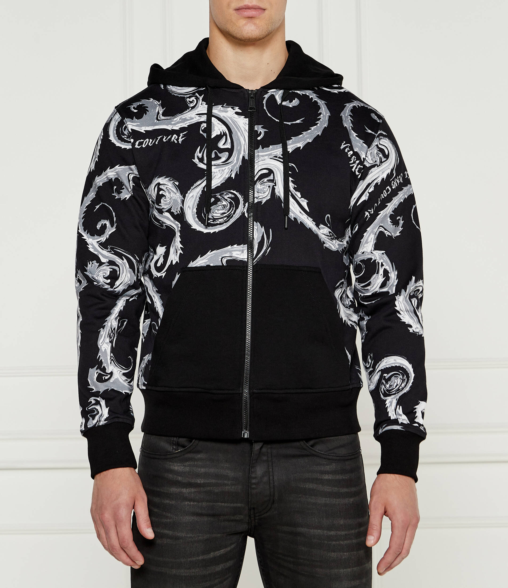 

Толстовка Versace Jeans Couture Regular Fit, черный