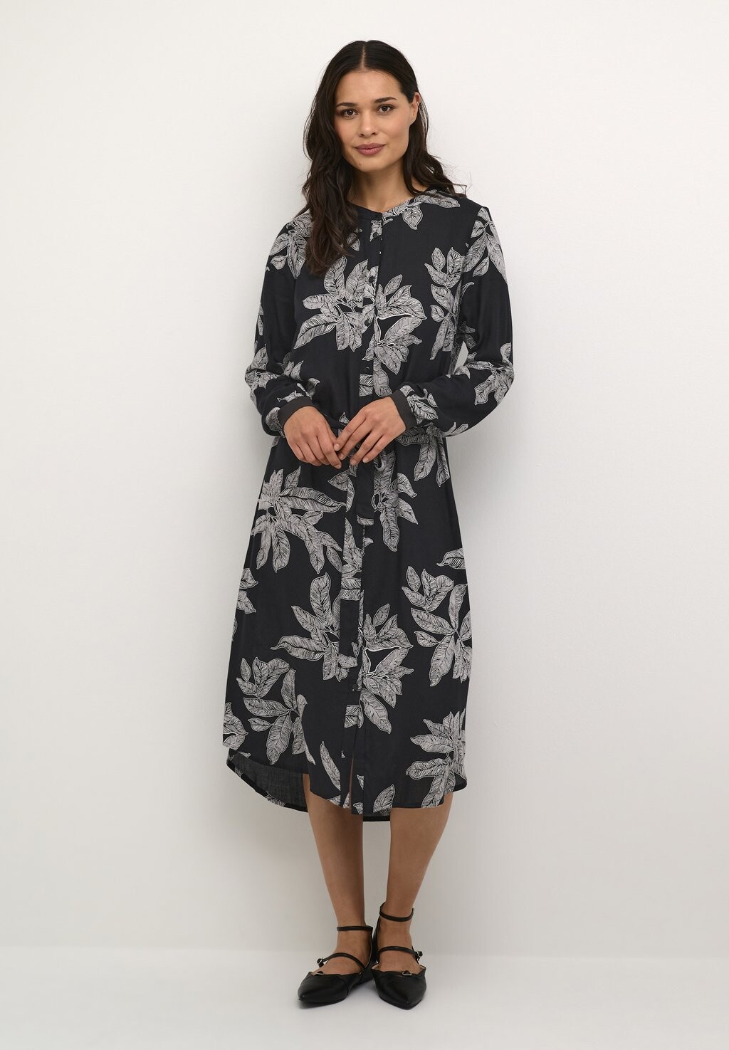 

Рубашка Kaffe BPA LONG SLEEVE, цвет black dusty white big flower
