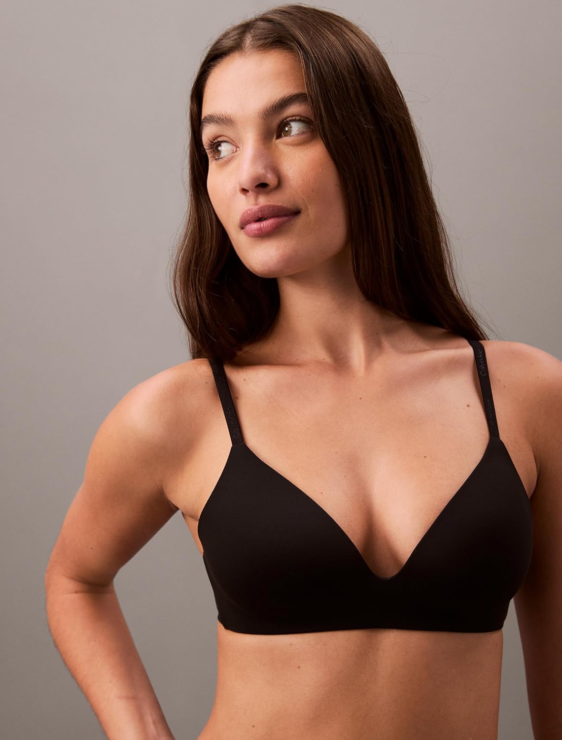 Бюстгальтер-футболка без косточек Calvin Klein Women's Perfectly Fit, Black — фото 2