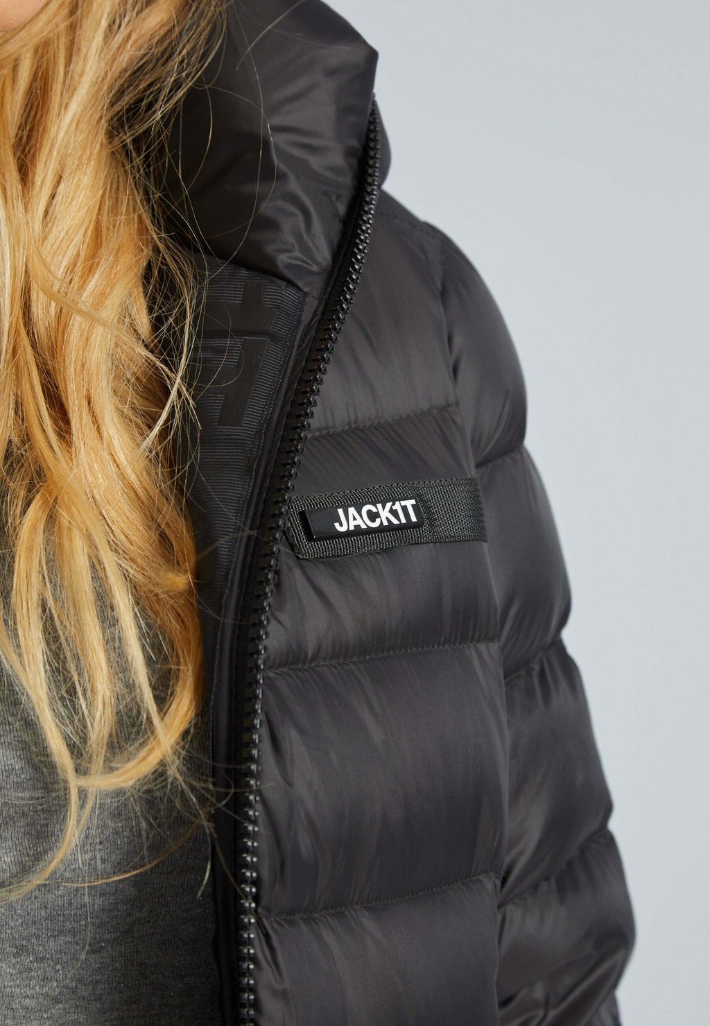 

Пуховик DRY RACER JACK1T, черный